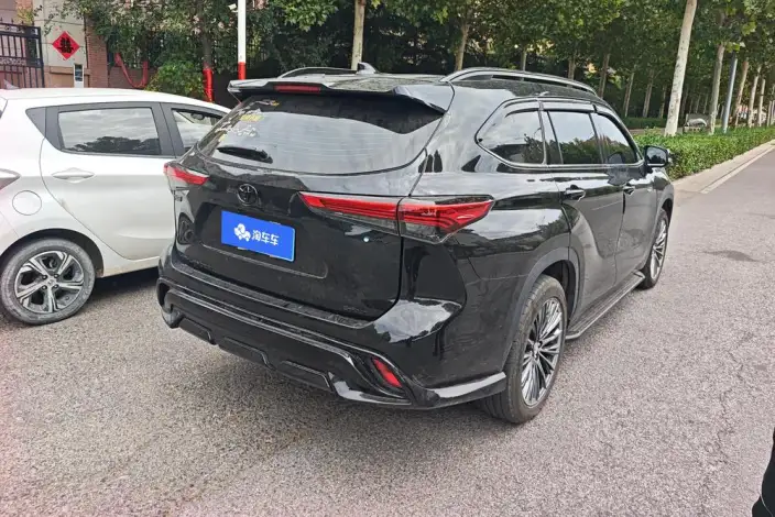 Toyota Highlander 2024 Model Hybrid 2.5L 4WD Elite Edition 7 seat – фото 3