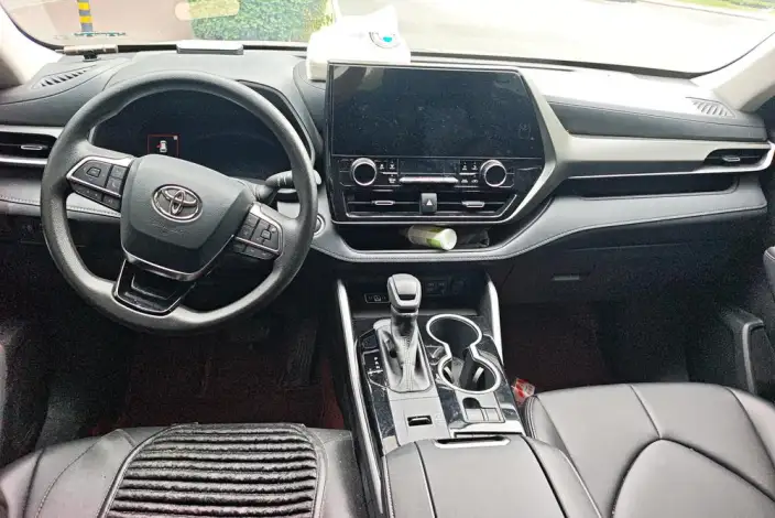 Toyota Highlander 2024 Model Hybrid 2.5L 4WD Elite Edition 7 seat – фото 13