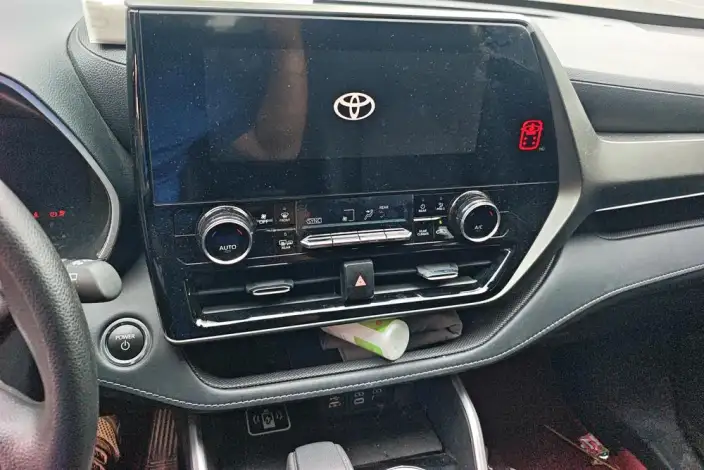 Toyota Highlander 2024 Model Hybrid 2.5L 4WD Elite Edition 7 seat – фото 31