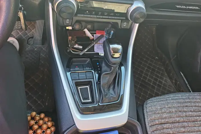 Toyota Wildlander 2023 Model 2.0L 2WD Leading version – фото 15