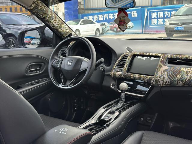 Honda Vezel 2020 220TURBO CVT Luxury – фото 8