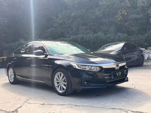 Honda Accord 2022 260TURBO Luxury – фото 3