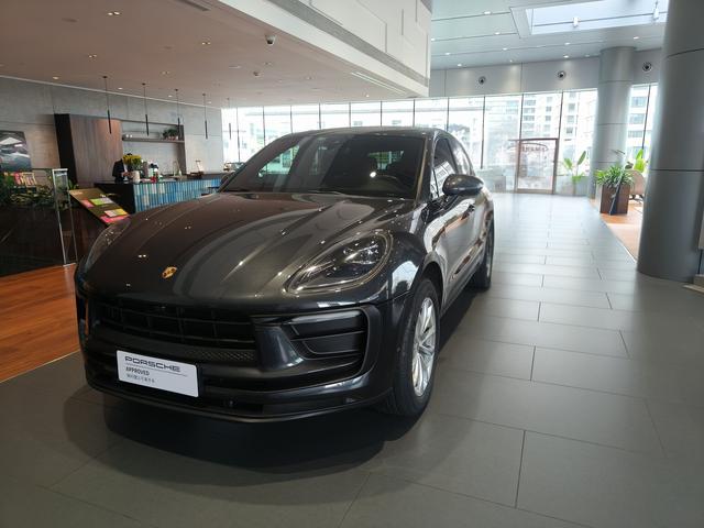 Porsche Macan 2022 Macan 2.0T – фото 1