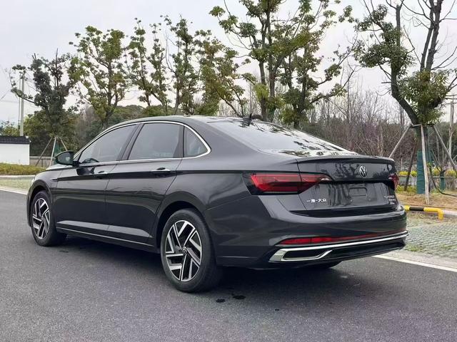 Volkswagen Sagitar 2023 300TSI DSG Beyond – фото 9