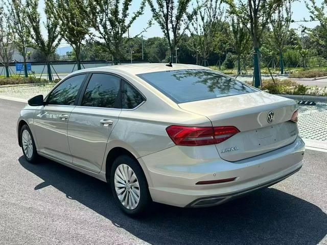 Volkswagen Lavida 2018 1.5L Automatic Comfort China V – фото 9
