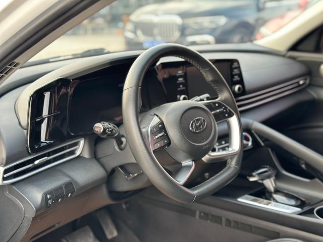 Hyundai Elantra 2022 1.5L CVT GLX Elite – фото 5