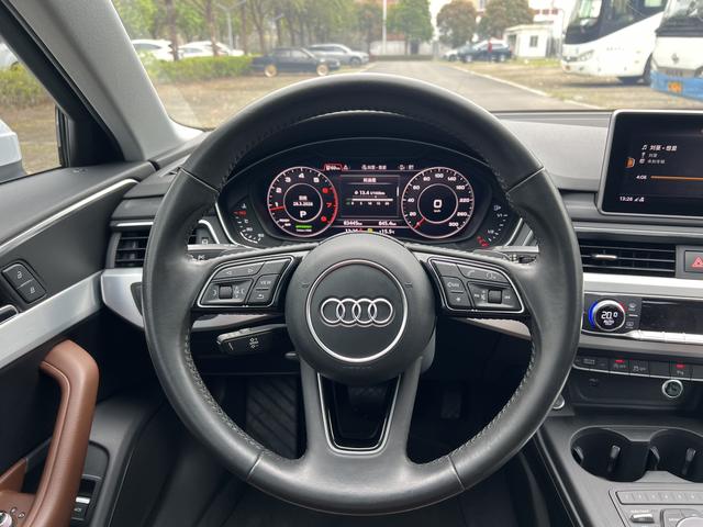 Audi A4L 2018 30th Anniversary 40 TFSI Fashion – фото 5