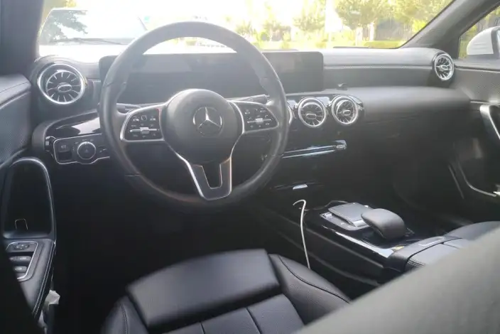 Mercedes-Benz A-class 2022 Model Facelift A 180 L Sports sedan – фото 13