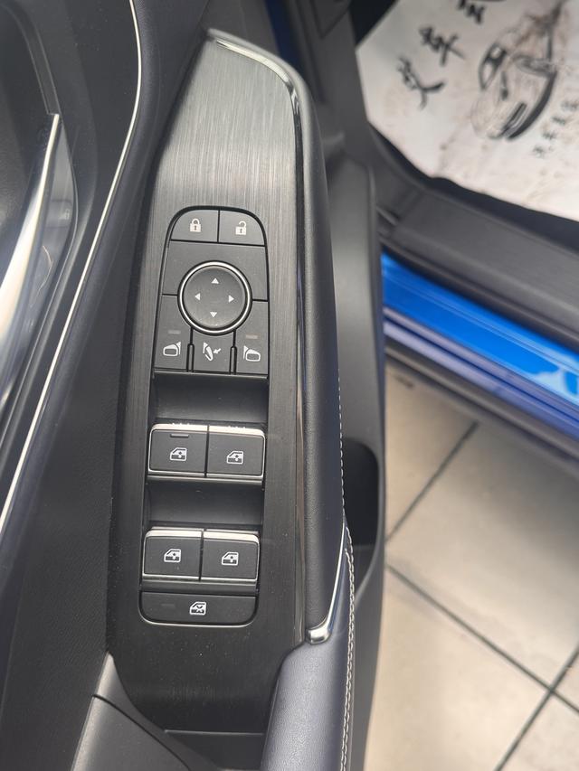 Nissan Qashqai Раздел 2023 1.3T Ultimate Edition – фото 17