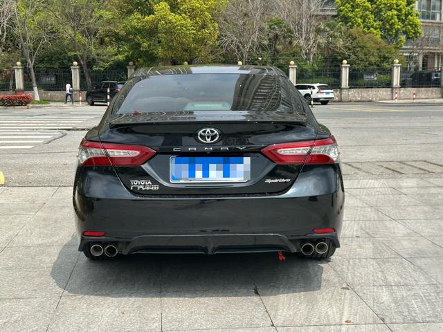 Toyota Camry 2018 2.5G Luxury – фото 13