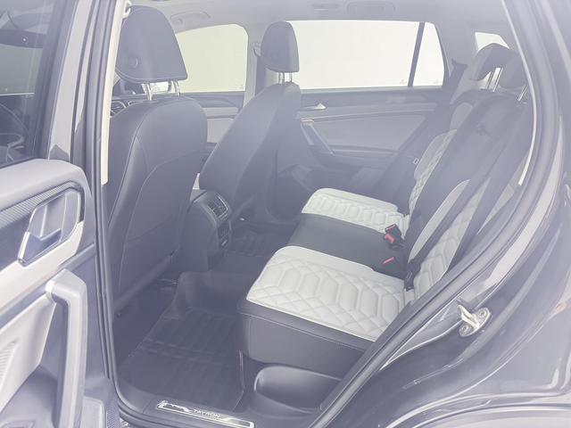 Volkswagen Tayron 2023 280TSI 2WD Luxury Plus Advanced – фото 7