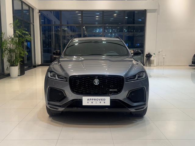 Jaguar F-PACE 2025 P250 R-Dynamic SE – фото 2