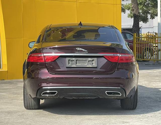 Jaguar XFL 2017 XFL 2.0T 200PS Elegance – фото 8