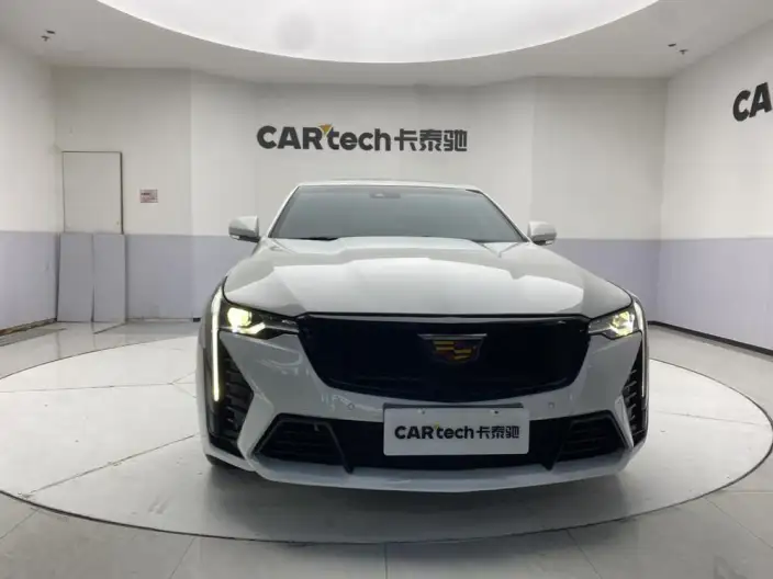 Cadillac CT4 2022 Model 28T Luxury Model – фото 2