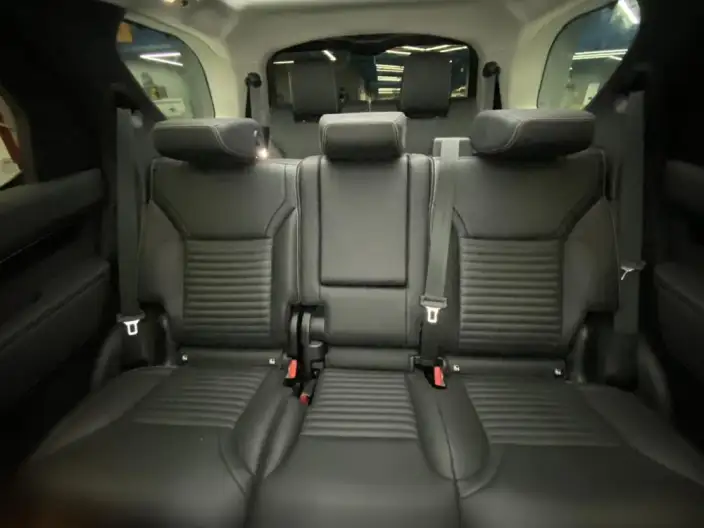 Land Rover Discovery 2024 Model 360PS S – фото 25