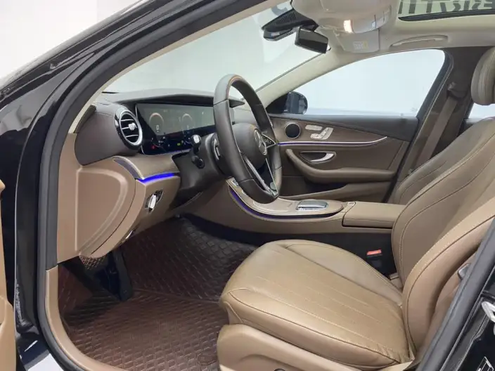 Mercedes-Benz E-Class PHEV 2023 Model E 350 e L sedan – фото 22