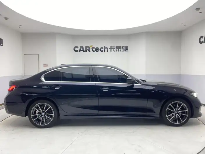 BMW 3 Series 2025 Model 325Li M Sports Set – фото 8