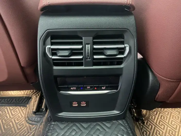 BMW 3 Series 2025 Model 325Li M Sports Set – фото 17
