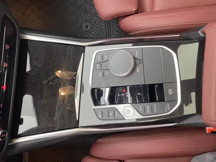 BMW 3 Series 2025 Model 325Li M Sports Set – фото 22