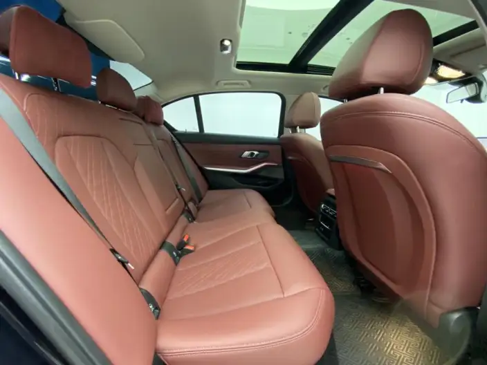 BMW 3 Series 2025 Model 325Li M Sports Set – фото 25