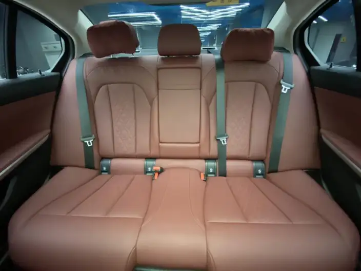 BMW 3 Series 2025 Model 325Li M Sports Set – фото 26