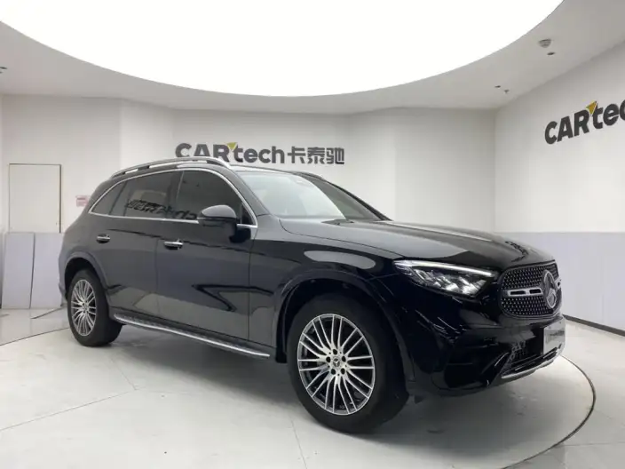 Mercedes-Benz GLC 2023 Model Facelift GLC 300 L 4MATIC Dynamic Model 7 seat – фото 3