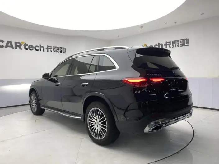 Mercedes-Benz GLC 2023 Model Facelift GLC 300 L 4MATIC Dynamic Model 7 seat – фото 5