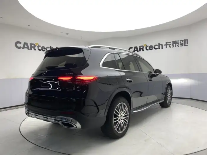 Mercedes-Benz GLC 2023 Model Facelift GLC 300 L 4MATIC Dynamic Model 7 seat – фото 7