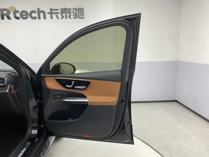 Mercedes-Benz GLC 2023 Model Facelift GLC 300 L 4MATIC Dynamic Model 7 seat – фото 15