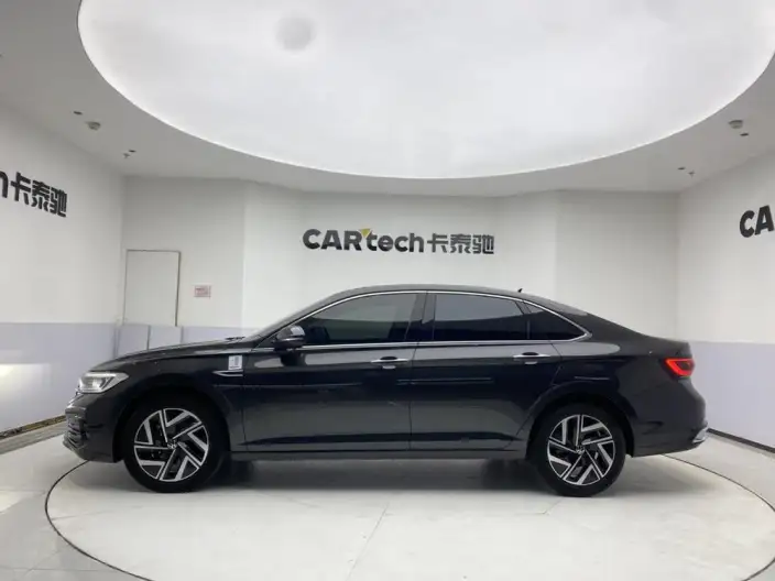 Volkswagen Sagitar 2025 Model 300TSI DSG Beyond Edition – фото 4
