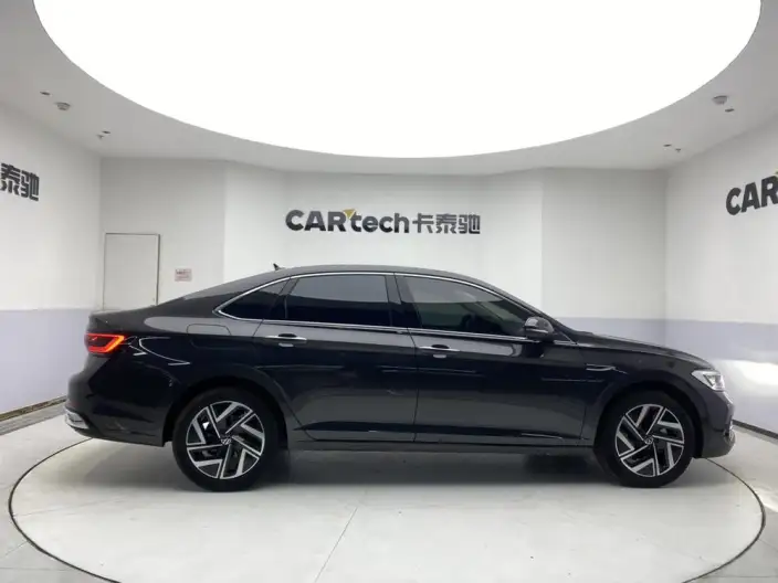 Volkswagen Sagitar 2025 Model 300TSI DSG Beyond Edition – фото 8