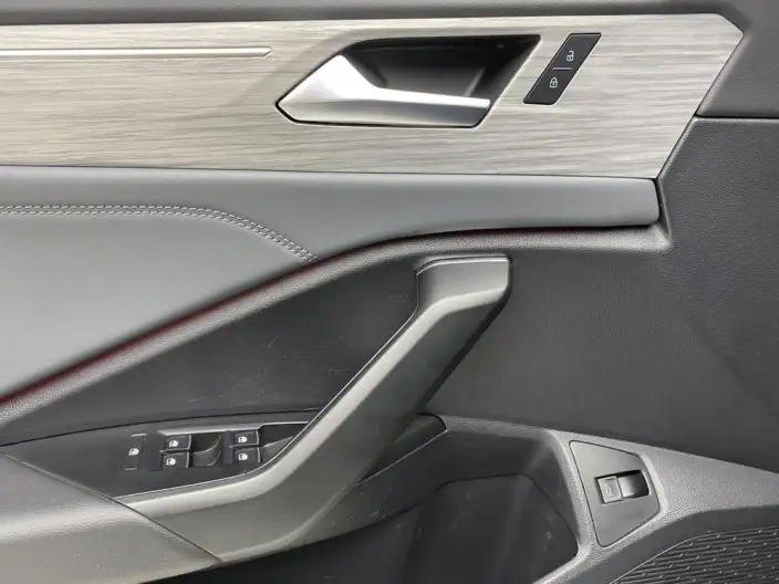 Volkswagen Sagitar 2025 Model 300TSI DSG Beyond Edition – фото 14