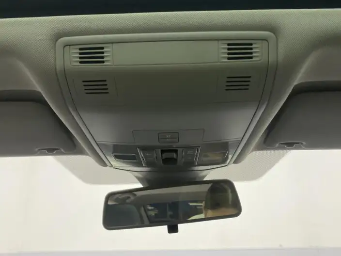 Volkswagen Sagitar 2025 Model 300TSI DSG Beyond Edition – фото 15