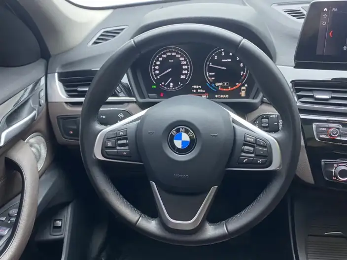 BMW X1 2021 Model sDrive20Li Fashion Model – фото 19