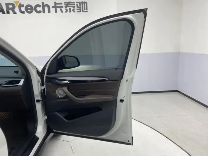BMW X1 2021 Model sDrive20Li Fashion Model – фото 55