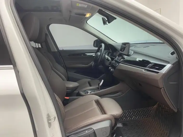 BMW X1 2021 Model sDrive20Li Fashion Model – фото 57