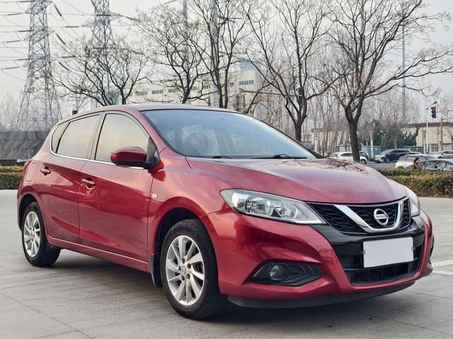 Nissan Tiida 2016 1.6L CVT Cool Move – фото 3