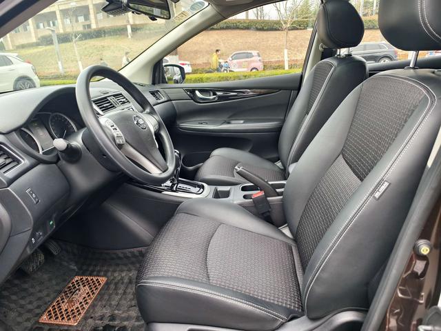 Nissan Tiida 2016 1.6L CVT Cool Move – фото 8