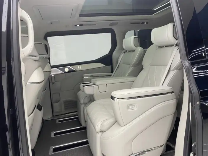 Volvo EM90 2025 Model Ultra VI seat – фото 25