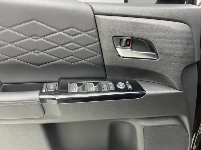 Honda Elysion 2024 Model 2.0L e:HEV Deluxe Edition – фото 13