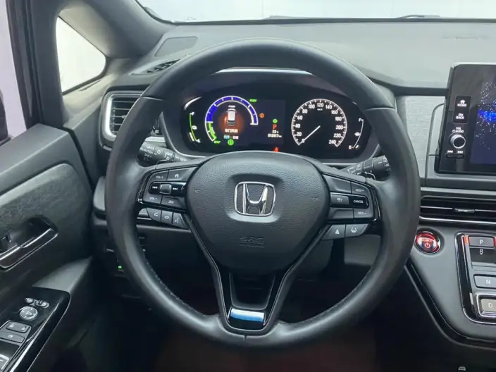 Honda Elysion 2024 Model 2.0L e:HEV Deluxe Edition – фото 24