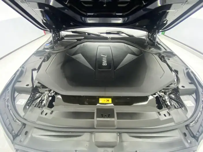 BMW i5 2024 Model eDrive35L M Sports Set – фото 10