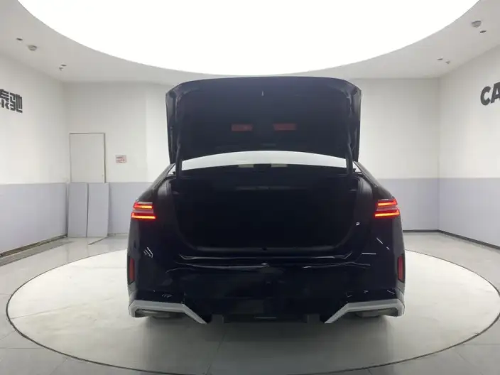 BMW i5 2024 Model eDrive35L M Sports Set – фото 14