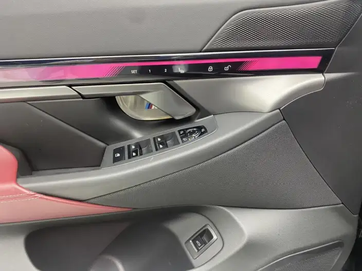 BMW i5 2024 Model eDrive35L M Sports Set – фото 42