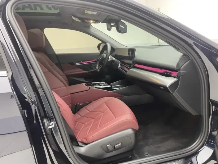 BMW i5 2024 Model eDrive35L M Sports Set – фото 47