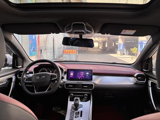 Geely Binyue Модель 2020 года PRO 260T DCT Knight – фото 9