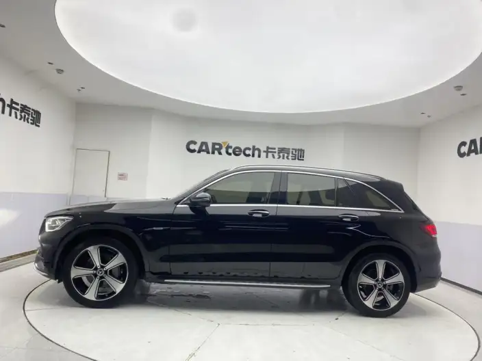 Mercedes-Benz GLC 2022 Model Facelift GLC 300 L 4MATIC Dynamic Model Collector Edition – фото 4