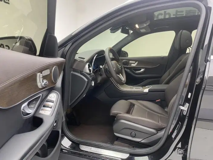 Mercedes-Benz GLC 2022 Model Facelift GLC 300 L 4MATIC Dynamic Model Collector Edition – фото 25