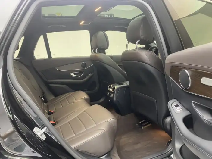 Mercedes-Benz GLC 2022 Model Facelift GLC 300 L 4MATIC Dynamic Model Collector Edition – фото 30