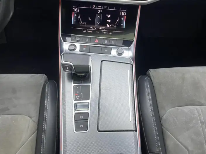 Audi A6L 2021 Model 40 TFSI Luxury Dynamic Model – фото 16